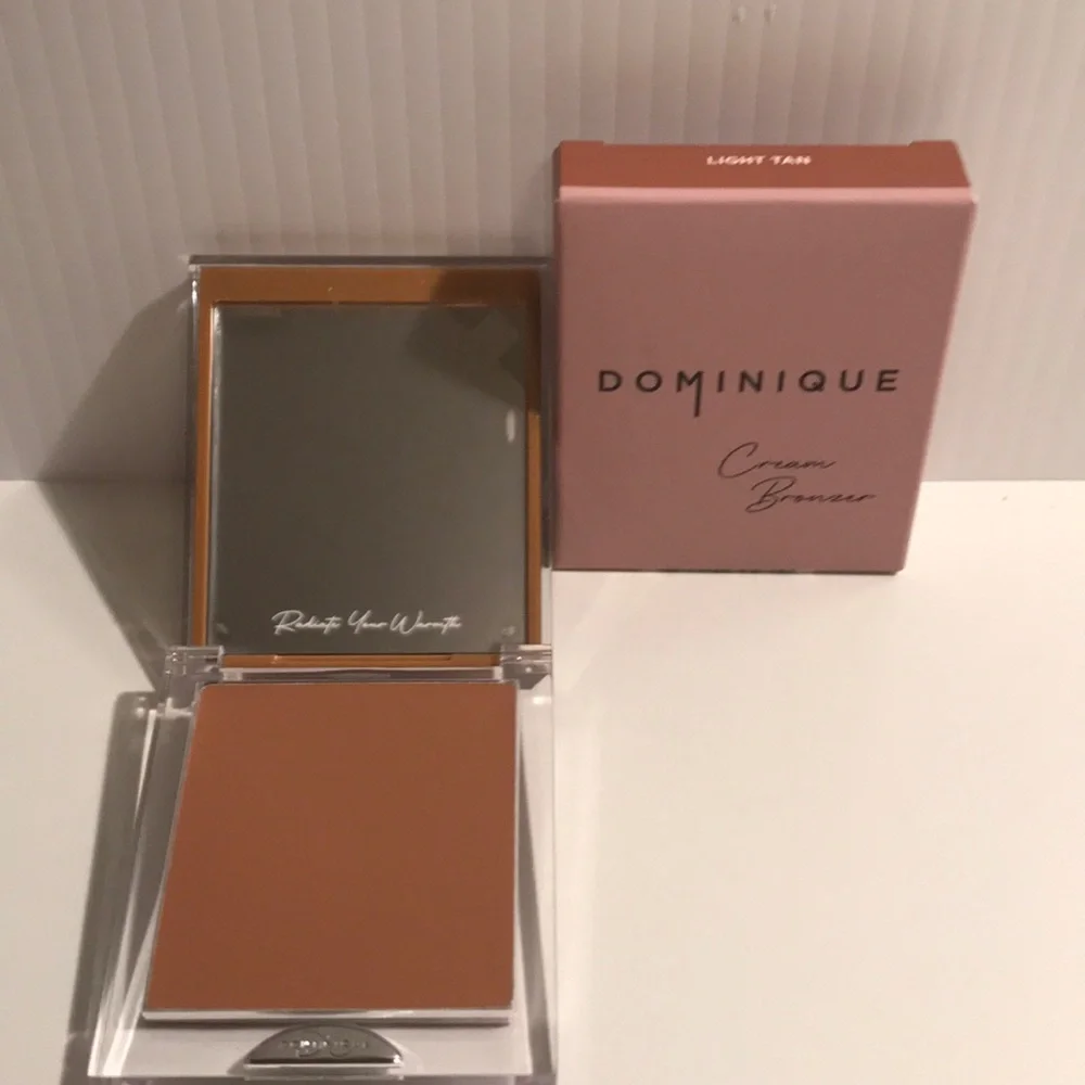 DOMINIQUE COSMETICS Cream Bronzer - Shade Light Tan NEW